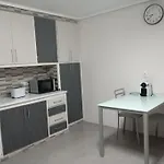 Apartman Atico Con Terraza En Centro *